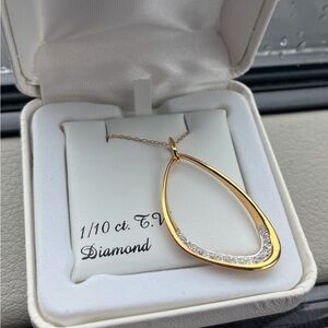 1/10 CT TW Diamond Freeform Pendant in 18 Carat Gold Plated